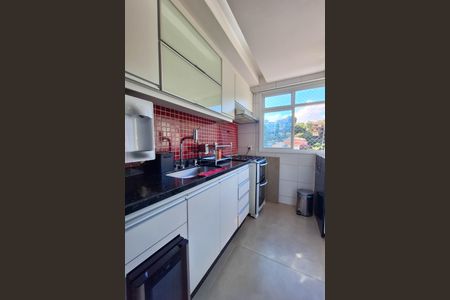 Apartamento à venda com 105m², 3 quartos e 1 vaga Apartamento à venda com 105m², 3 quartos e 1 vagaCozinha