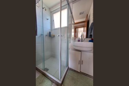 Apartamento à venda com 105m², 3 quartos e 1 vaga Apartamento à venda com 105m², 3 quartos e 1 vagaBanheiro Social