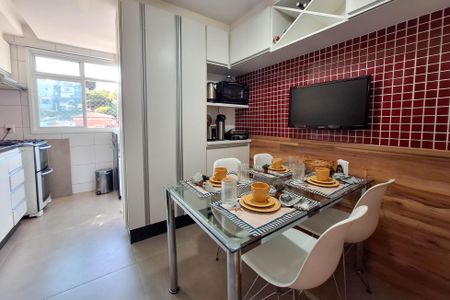 Apartamento à venda com 105m², 3 quartos e 1 vaga Apartamento à venda com 105m², 3 quartos e 1 vagaCozinha