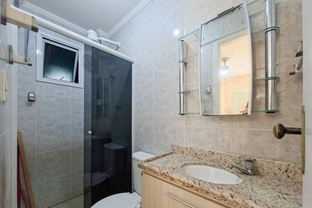 Apartamento para alugar com 59m², 2 quartos e 1 vaga Apartamento para alugar com 59m², 2 quartos e 1 vagaBanheiro da Suíte