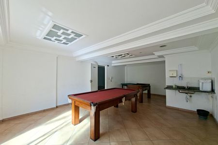 Apartamento para alugar com 59m², 2 quartos e 1 vaga Apartamento para alugar com 59m², 2 quartos e 1 vaga Área comum Salão de jogos