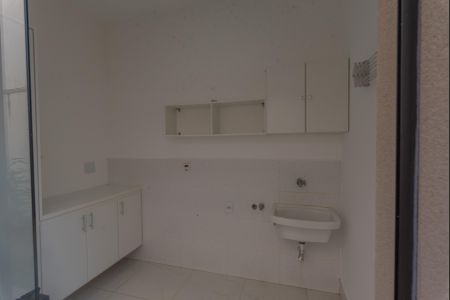 Casa de condomínio à venda com 216m², 4 quartos e 2 vagasÁrea de Serviço