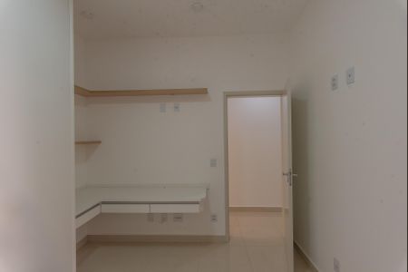 Quarto 1 de casa de condomínio à venda com 4 quartos, 216m² em Swiss Park, Campinas
