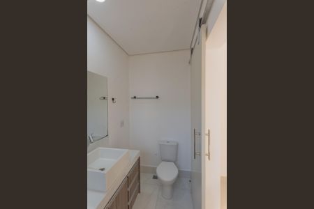 Casa de condomínio à venda com 216m², 4 quartos e 2 vagasBanheiro da Suíte 1