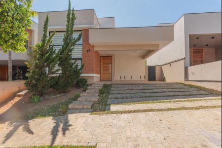 Casa de condomínio à venda com 216m², 4 quartos e 2 vagasFachada