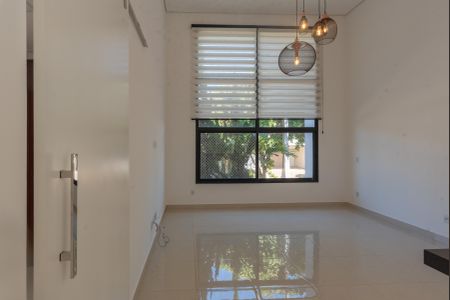 Sala de casa de condomínio à venda com 4 quartos, 216m² em Swiss Park, Campinas