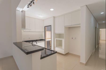 Casa de condomínio à venda com 216m², 4 quartos e 2 vagasCozinha 1