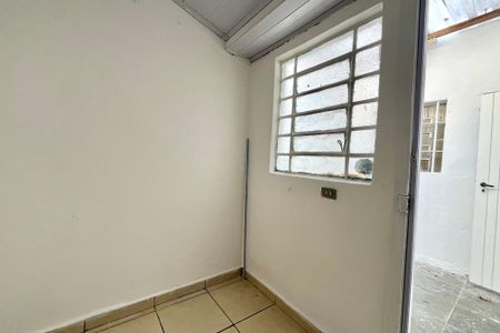 Casa à venda com 110m², 2 quartos e 1 vaga Casa à venda com 110m², 2 quartos e 1 vagaQuarto de Serviço