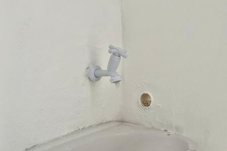 Casa à venda com 110m², 2 quartos e 1 vaga Casa à venda com 110m², 2 quartos e 1 vagaBanheiro de serviço