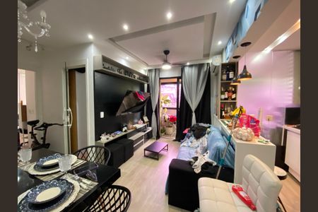 Sala de apartamento para alugar com 2 quartos, 59m² em Del Castilho, Rio de Janeiro