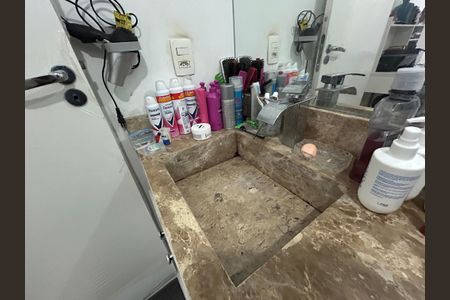 Apartamento para alugar com 59m², 2 quartos e 1 vagaBanheiro da Suíte