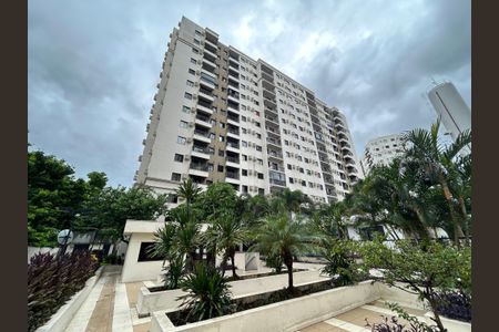 Apartamento para alugar com 59m², 2 quartos e 1 vagaFachada do bloco