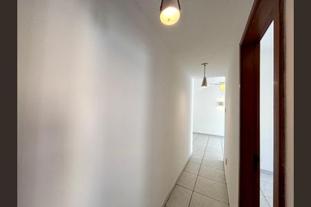 Apartamento à venda com 99m², 3 quartos e 1 vagaCorredor
