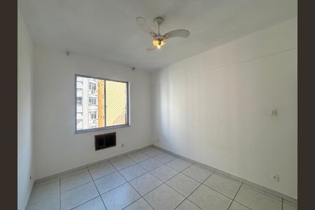 Apartamento à venda com 99m², 3 quartos e 1 vagaQuarto