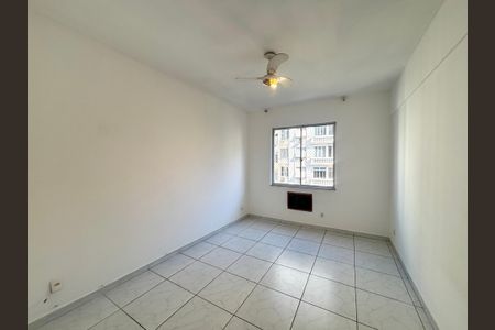 Apartamento à venda com 99m², 3 quartos e 1 vagaQuarto