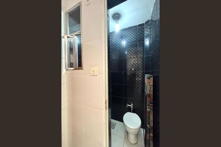 Apartamento à venda com 99m², 3 quartos e 1 vagaÁrea de serviço - banheiro 