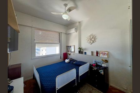 Apartamento à venda com 188m², 4 quartos e 2 vagas Apartamento à venda com 188m², 4 quartos e 2 vagasQuarto 1