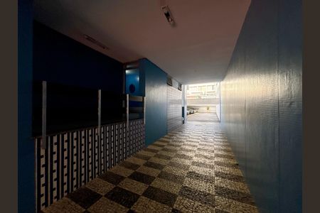 Apartamento à venda com 188m², 4 quartos e 2 vagas Apartamento à venda com 188m², 4 quartos e 2 vagasAcesso a garagem