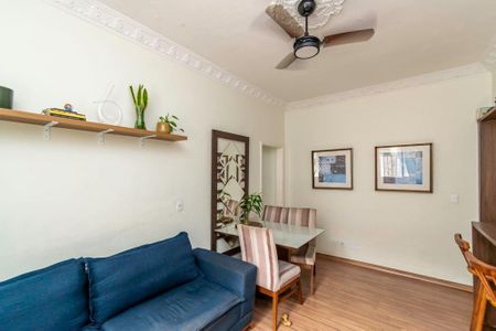 Apartamento para alugar com 72m², 2 quartos e sem vagaSala