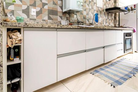 Apartamento para alugar com 72m², 2 quartos e sem vagaCozinha