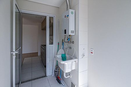 Apartamento à venda com 66m², 2 quartos e 1 vagaÁrea de Serviço