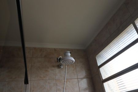 Apartamento para alugar com 96m², 2 quartos e sem vaga Apartamento para alugar com 96m², 2 quartos e sem vagaBanheiro da Suíte