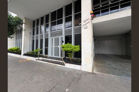 Apartamento para alugar com 96m², 2 quartos e sem vaga Apartamento para alugar com 96m², 2 quartos e sem vagaFachada