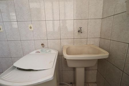 Apartamento para alugar com 96m², 2 quartos e sem vaga Apartamento para alugar com 96m², 2 quartos e sem vagaÁrea de Serviço