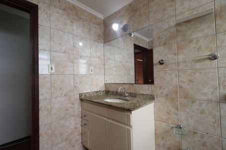 Apartamento para alugar com 96m², 2 quartos e sem vaga Apartamento para alugar com 96m², 2 quartos e sem vagaBanheiro da Suíte