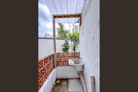 Casa para alugar com 50m², 2 quartos e 1 vagaÁrea de Serviço