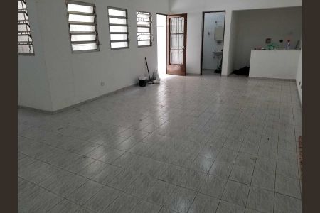 Casa para alugar com 240m², 3 quartos e 2 vagasQuarto 3