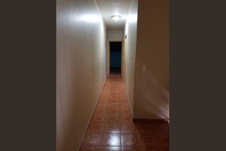 Casa para alugar com 240m², 3 quartos e 2 vagasCorredor