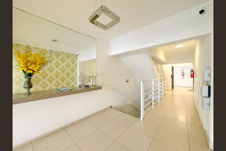 Apartamento para alugar com 69m², 2 quartos e 1 vagaHall social