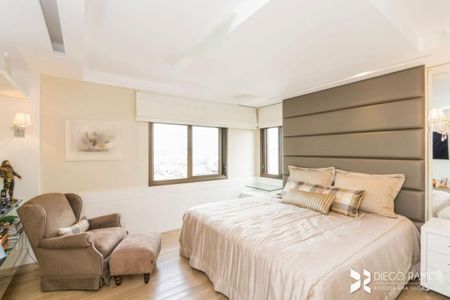 Apartamento à venda com 184m², 2 quartos e 4 vagas