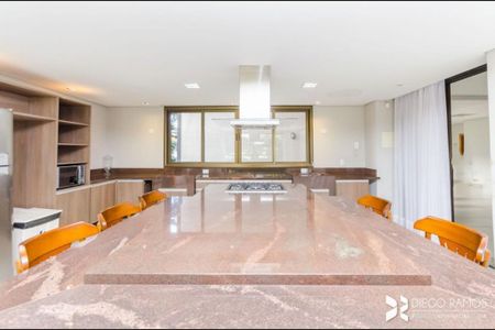 Apartamento à venda com 184m², 2 quartos e 4 vagas