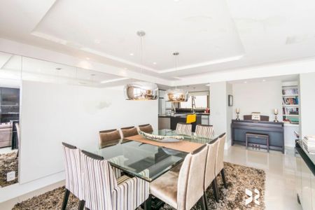 Apartamento à venda com 184m², 2 quartos e 4 vagas