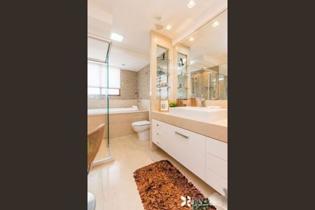 Apartamento à venda com 184m², 2 quartos e 4 vagas