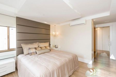 Apartamento à venda com 184m², 2 quartos e 4 vagas