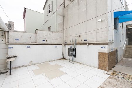 Casa à venda com 240m², 4 quartos e 6 vagasQuintal