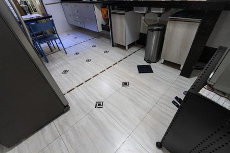 Casa à venda com 240m², 4 quartos e 6 vagasCozinha