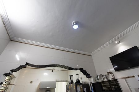 Casa à venda com 240m², 4 quartos e 6 vagasCozinha