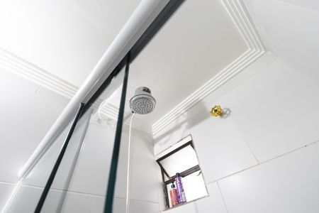 Casa à venda com 240m², 4 quartos e 6 vagasBanheiro Social 2