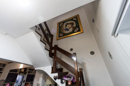 Casa à venda com 240m², 4 quartos e 6 vagasSala