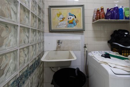 Casa à venda com 240m², 4 quartos e 6 vagasÁrea de Serviço