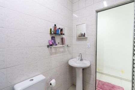Casa à venda com 240m², 4 quartos e 6 vagasBanheiro Social