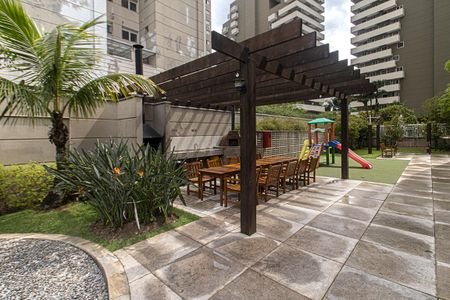 Apartamento para alugar com 148m², 2 quartos e 1 vagaÁrea comum