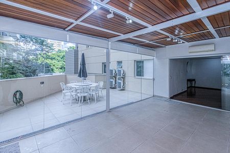 Apartamento para alugar com 148m², 2 quartos e 1 vagaÁrea comum