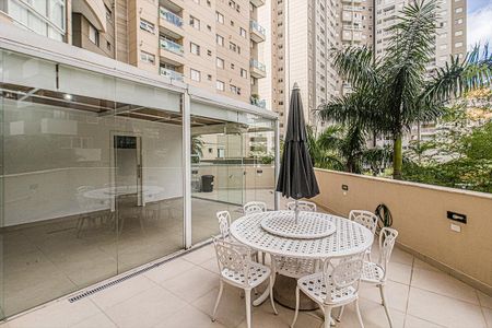 Apartamento para alugar com 148m², 2 quartos e 1 vagaÁrea comum