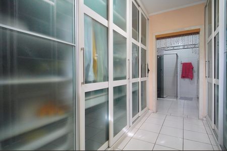 Casa para alugar com 280m², 6 quartos e 2 vagasCloset da suíte 3