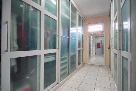 Casa para alugar com 280m², 6 quartos e 2 vagasCloset da suíte 3